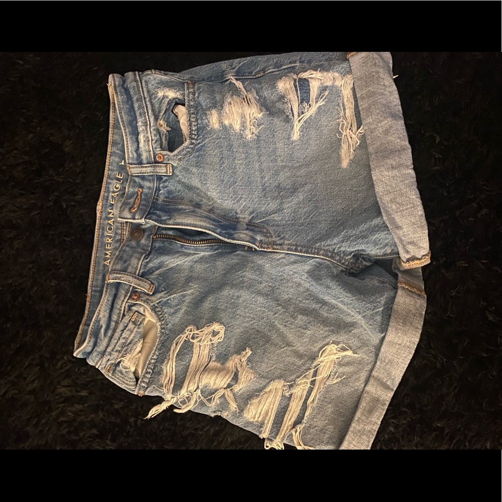 American eagle ripped shorts